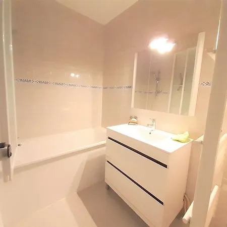 Cosy 4 Pers, Balcon, Ski, Parking - - Fr-1-457-368